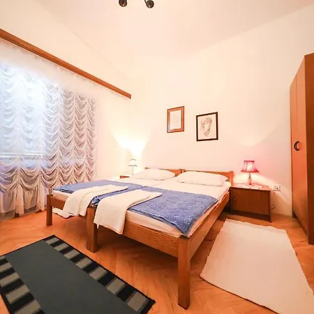 Velebit Appartement Ražanac